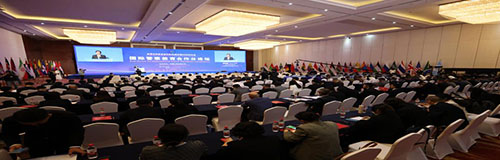 ȫ�򹫹���ȫ������̳�����Ƹۣ�2025������ʾ��������������̳�ٰ�