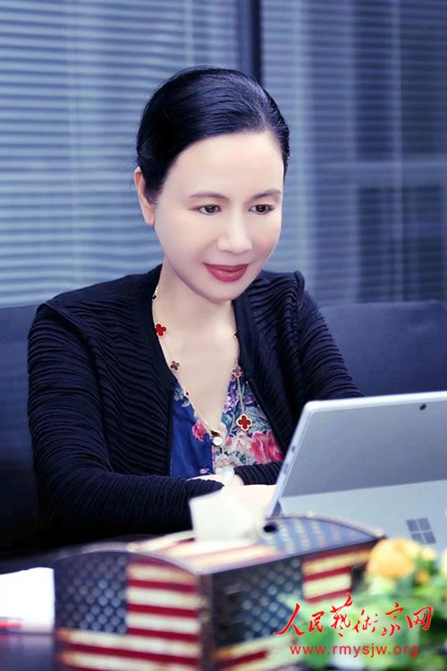 �����ʫ����Ʒ����